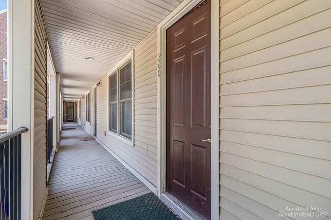 Building Photo - 260 Snyder Ave