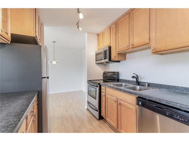 Building Photo - 4130 Rahn Rd