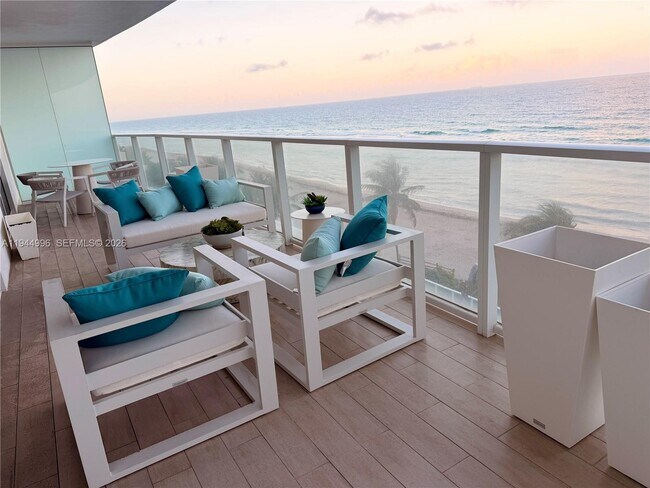 Building Photo - 3951 S Ocean Dr