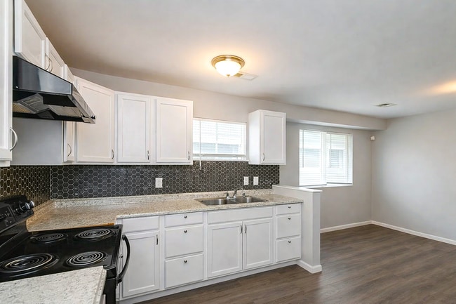 Building Photo - 2133 White Ave