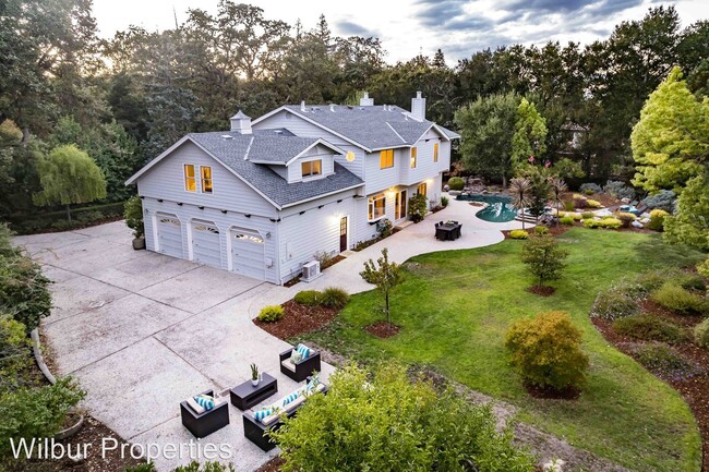 Building Photo - 5 br, 3.5 bath House - 27555 Purissima Rd