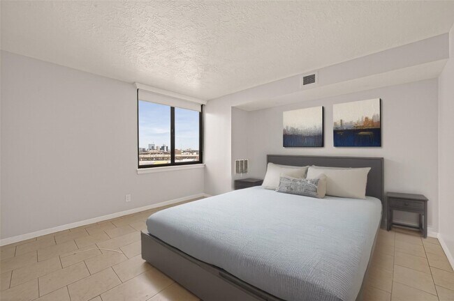 Building Photo - 3525 Sage Rd