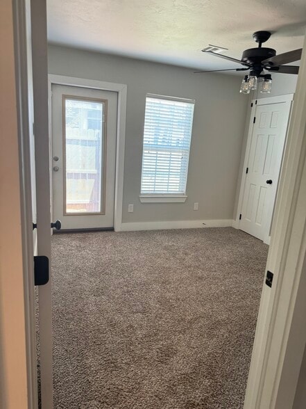 Building Photo - 1529 NW 46th St