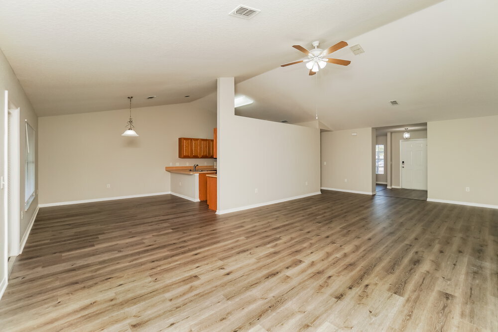 Building Photo - 11485 Viking St