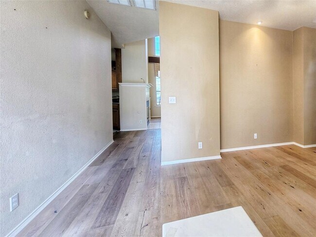 Building Photo - 8529 Jackal Dr