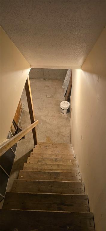 Building Photo - 104 Sisson St