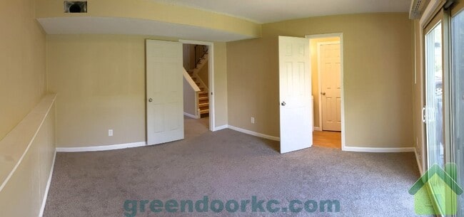 Building Photo - 9132 W 78th St