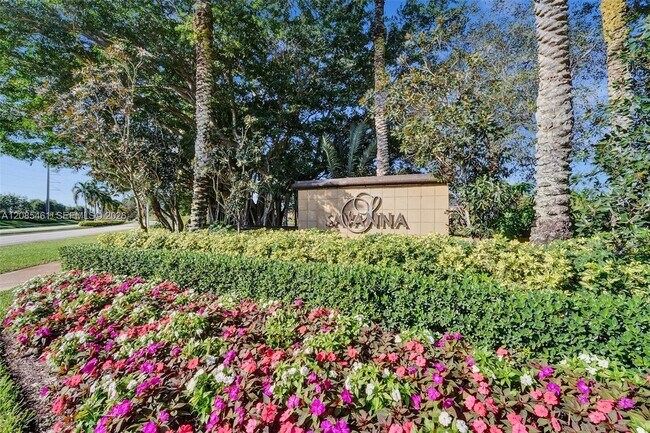 Building Photo - 1211 Golden Cane Dr