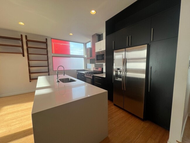 Building Photo - Beautiful Modern House near Columbia City in Seattle