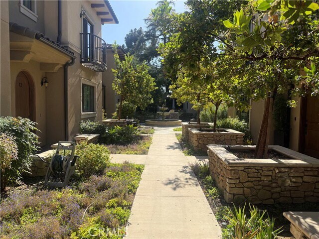 Building Photo - 158 S Sierra Madre Blvd