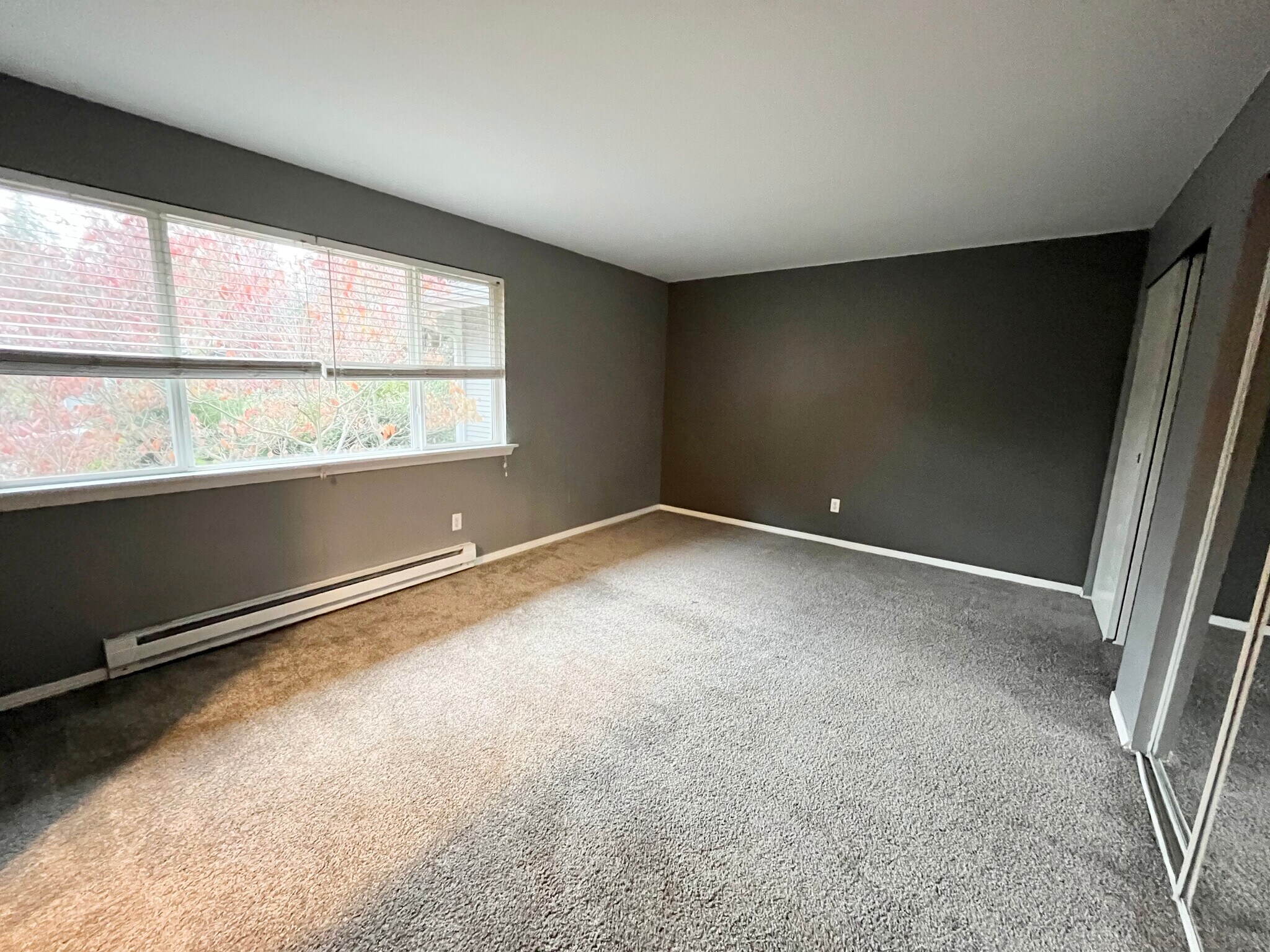 Large Bedroom - 17108 Northeast 45th Street