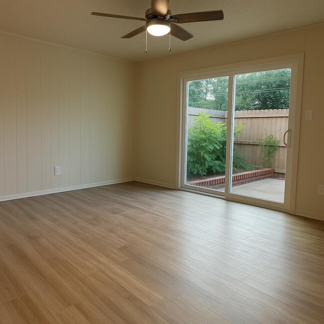 Building Photo - 5405 Tennyson Dr