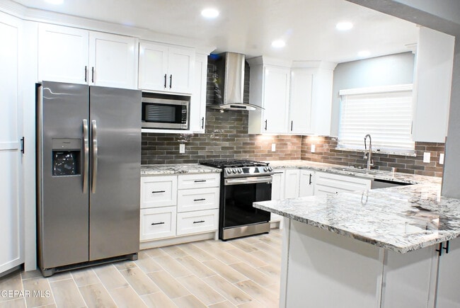 Building Photo - 3405 Hixson Street