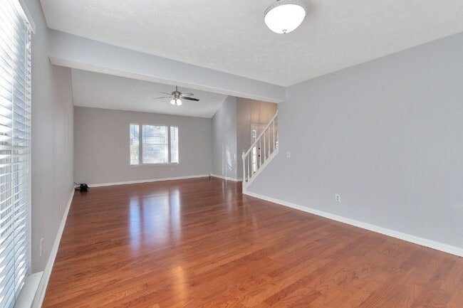 Building Photo - 4641 Hampton Chase