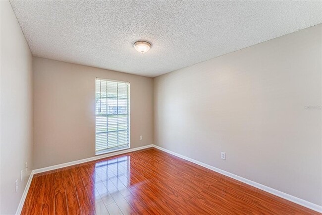 Building Photo - 16017 Woodpine Dr