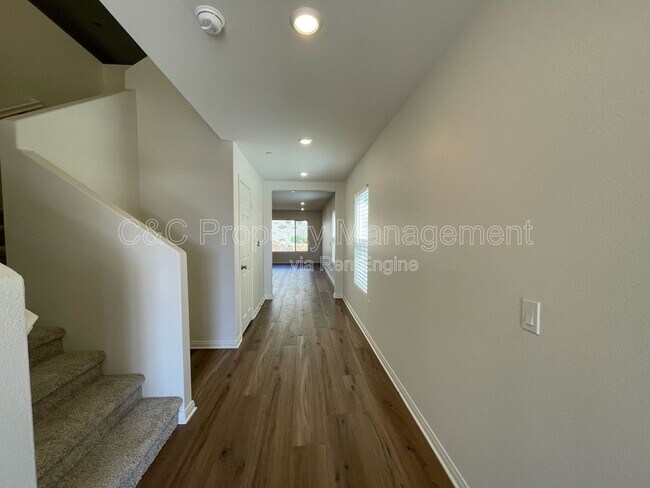 Building Photo - 25432 Cetara Dr