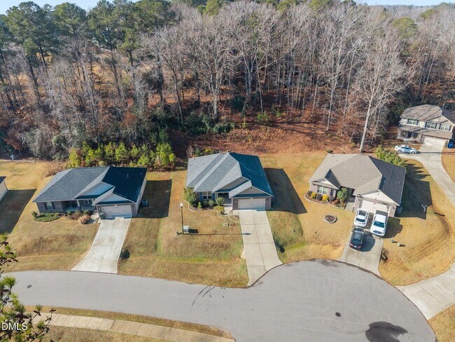 Building Photo - 75 Rolling Waters Ct