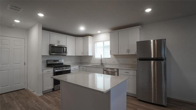 Building Photo - 1913 Javelina St