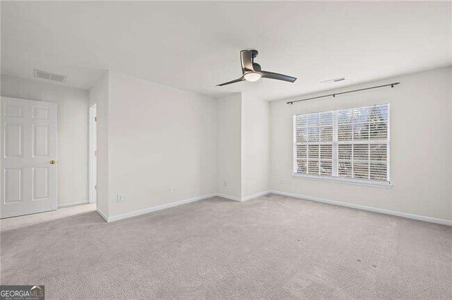 Building Photo - 5662 Lawley Rd