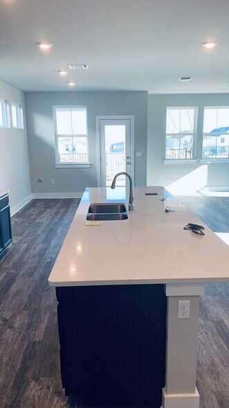Building Photo - 7607 Darby Swank Vw