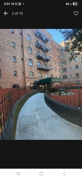 Building Photo - 165 Vroom St