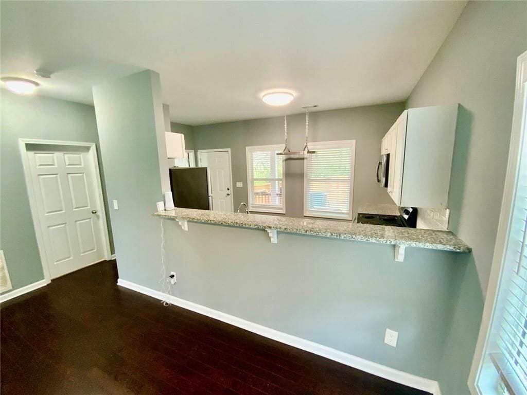 Building Photo - 294 SW Bass