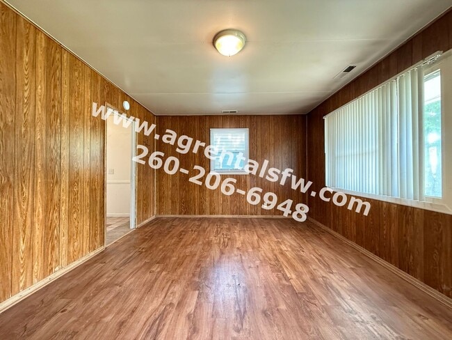 Building Photo - 4740 Bowser Ave
