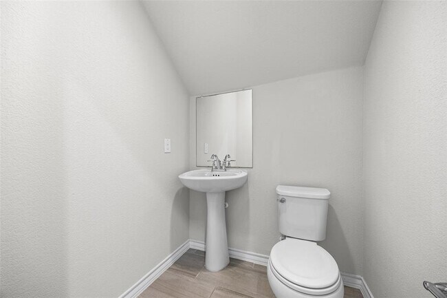 Building Photo - 11924 Gilleland Ln