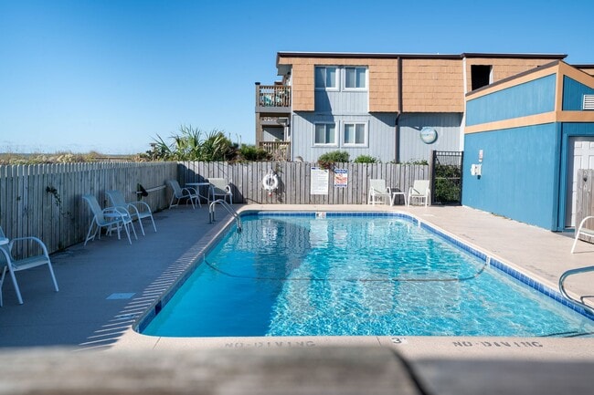 Building Photo - OCEANFRONT OFF-SEASON MONTHLY 2 BEDROOM NO...