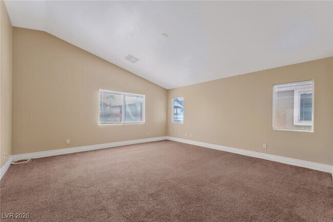 Building Photo - 131 Water Hazard Ln