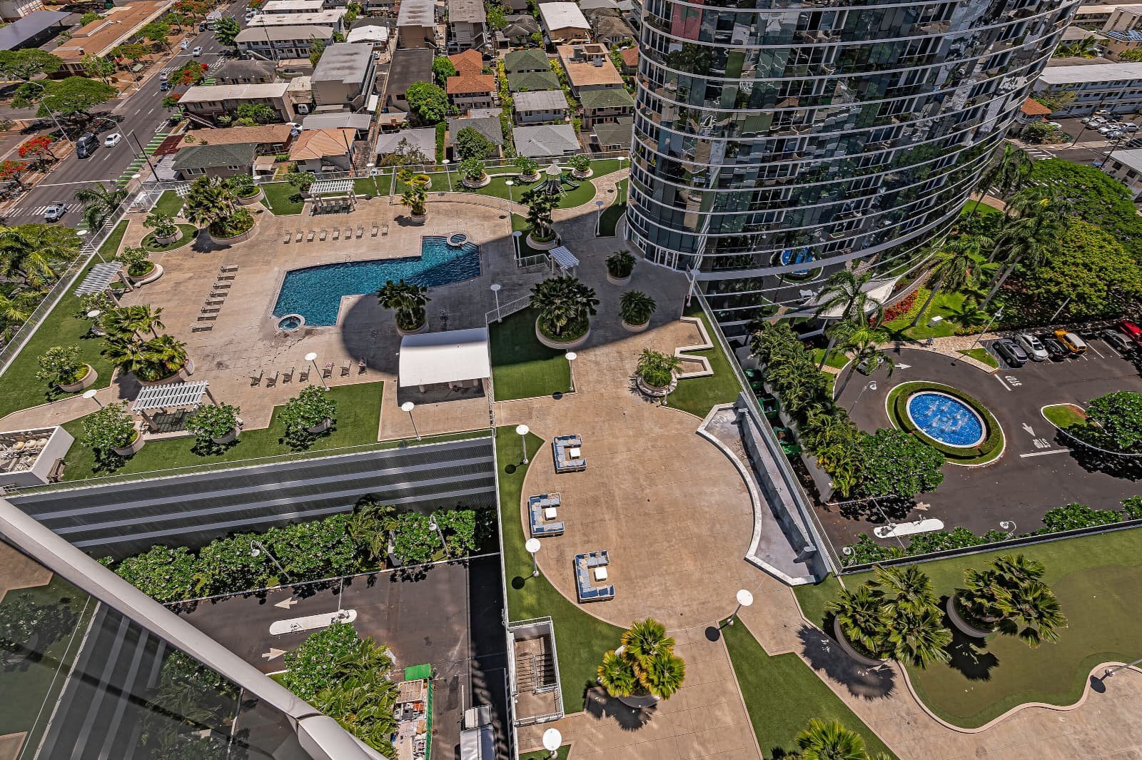 Building Photo - 1288 Kapiolani Blvd