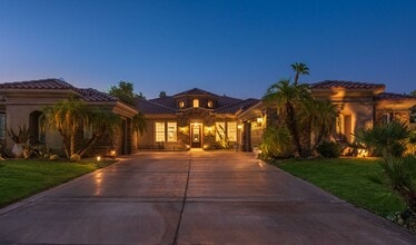 Building Photo - 45 Vista Encantada