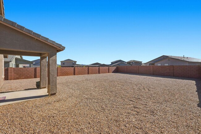 Building Photo - Modern Comfort Meets Desert Serenity – 4 Bed Rocking K Rental Home Available Now!