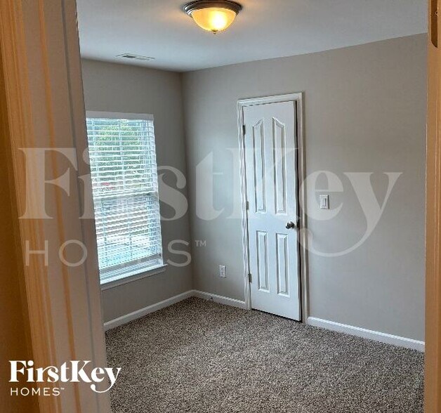 Building Photo - 3422 Pasture View Ct