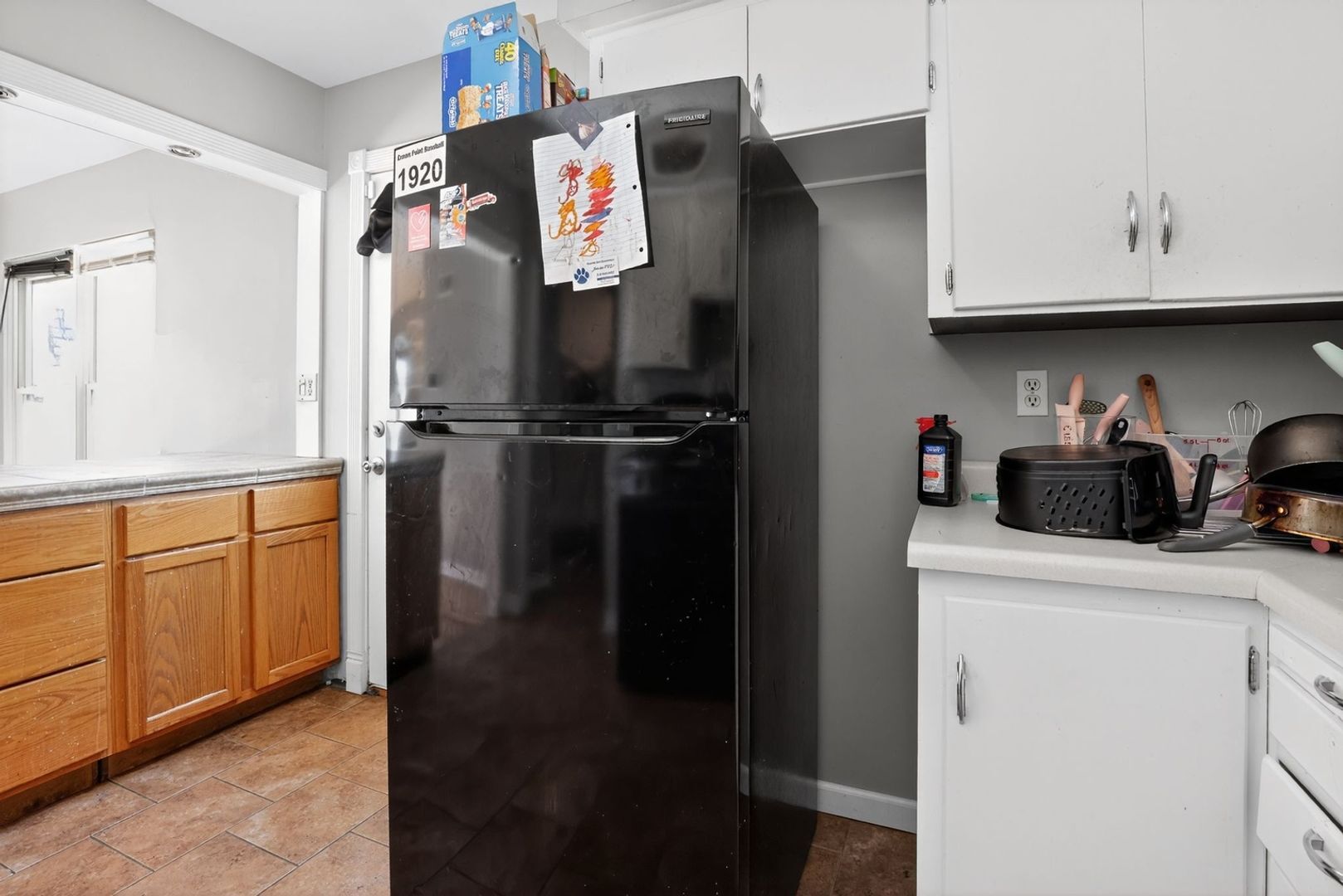 Building Photo - 800 W Joliet St