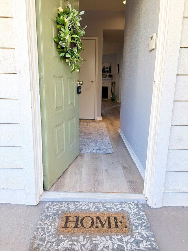 Building Photo - 18809 Egret Bay Blvd