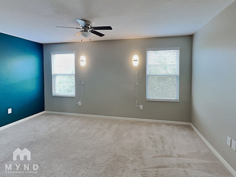 Building Photo - 7043 Spotted Deer Pl