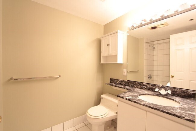Building Photo - 172 Tremont St