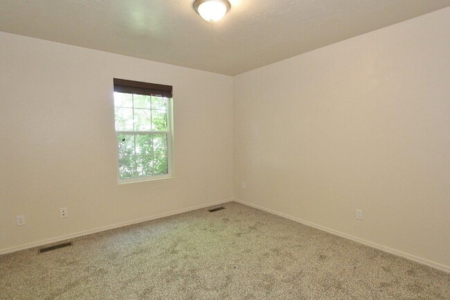 Building Photo - Single-Level Home in Meridian