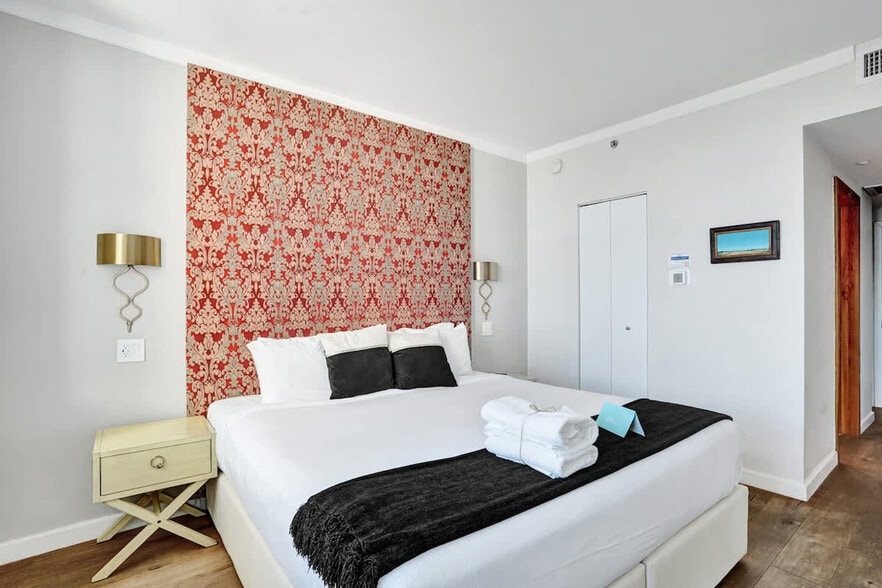 Building Photo - 2889 McFarlane Rd