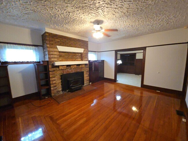 Building Photo - 2314 Union St