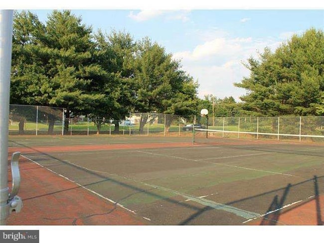 Building Photo - 14 Wexford Dr