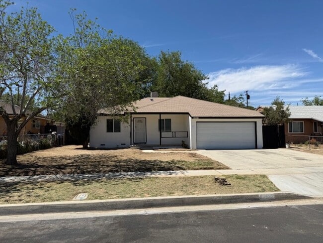 Primary Photo - Newly remodeled 3 bedroom, 2 bath home.