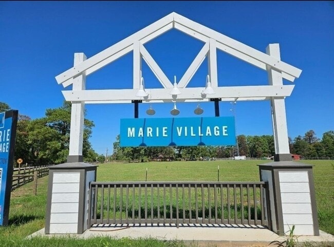 Building Photo - 16478 Valerie Marie Pl