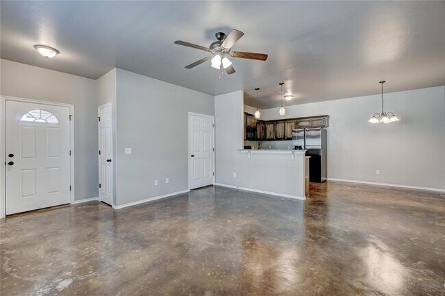 Building Photo - 1736 Eighty-Niner Ter