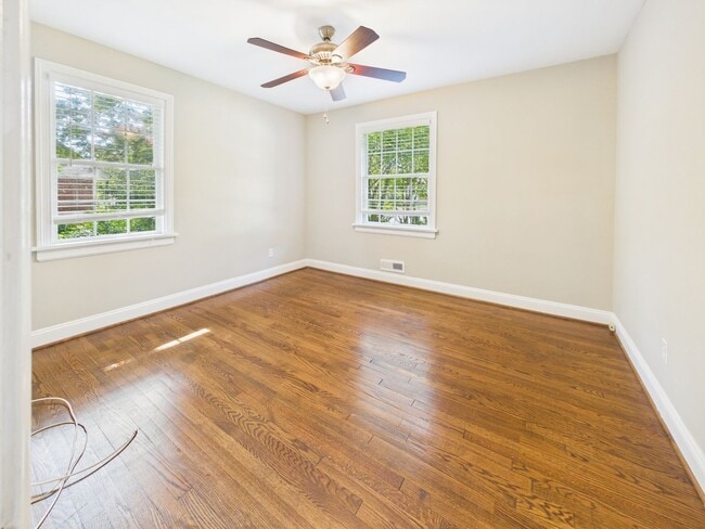 Building Photo - 8410 Weldon Dr