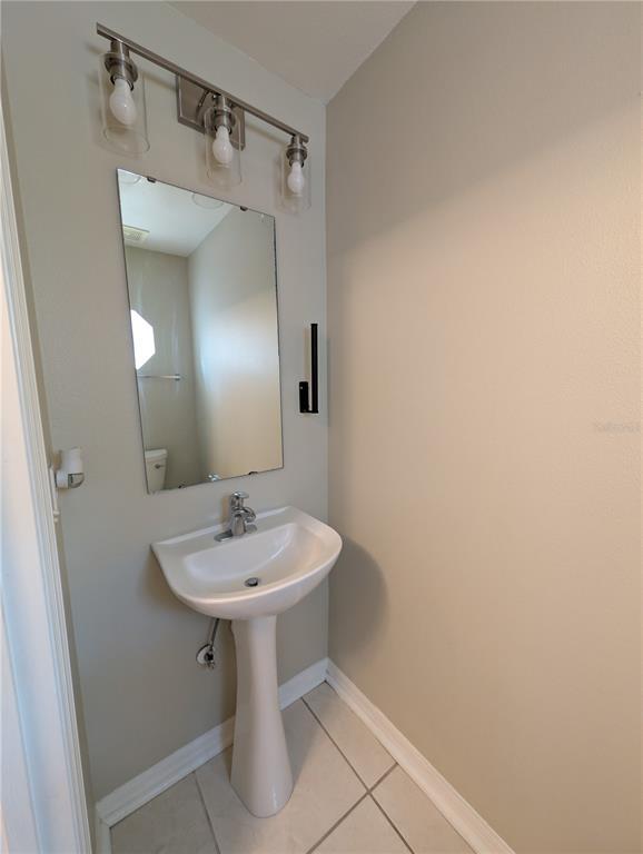 Building Photo - 4630 Ashburn Square Dr