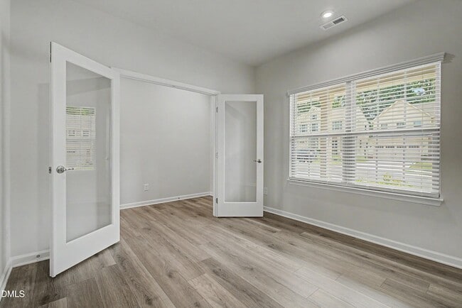 Building Photo - 1621 Crimson Leaf Ln