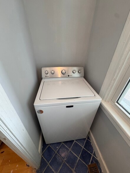 Laundry Room - 111 Matoaka Ct