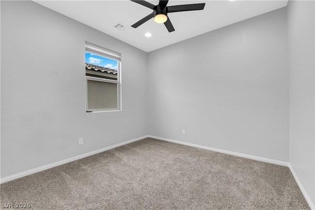 Building Photo - 11665 Redwood Mountain Ave